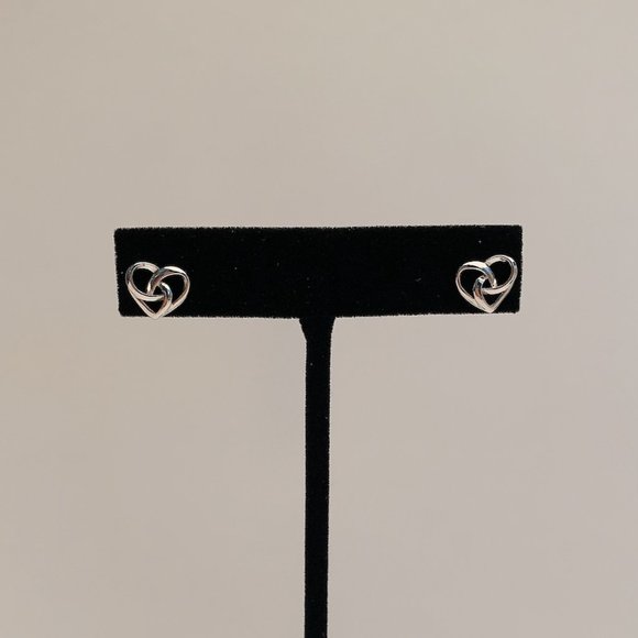 925 Sterling Silver Infinity Heart Stud Earrings - Picture 8 of 10